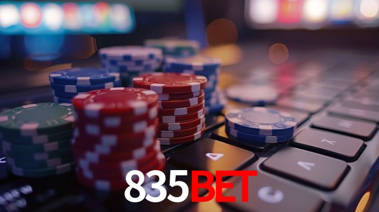 835bet - Winners Celebration